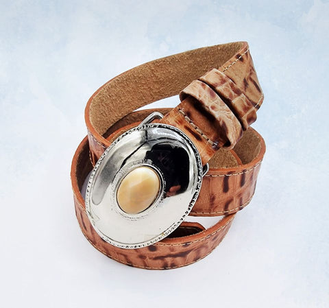 Cinto de couro de pedras preciosas